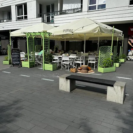 Park Z Darmowym Parkingiem Apartamento Varsovia