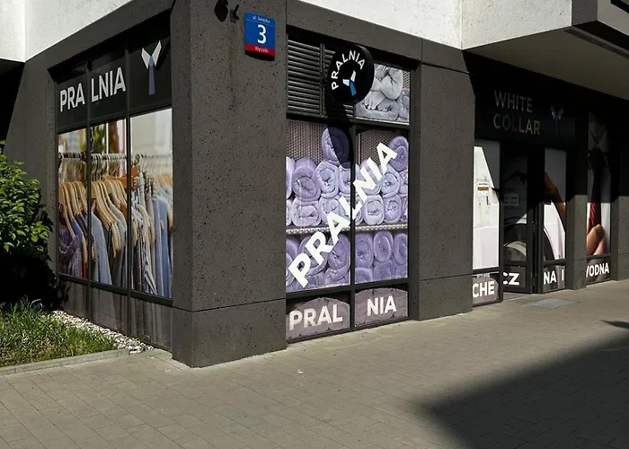 Park Z Darmowym Parkingiem Apartment Warsaw