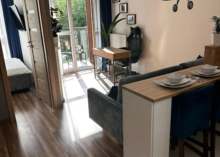Park Z Darmowym Parkingiem Apartman Varsó