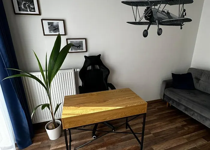 Park Z Darmowym Parkingiem * Varšava