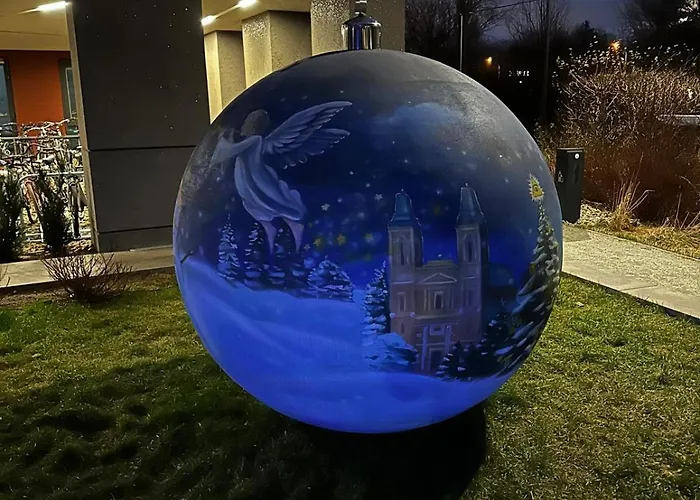 Park Z Darmowym Parkingiem * Varsó